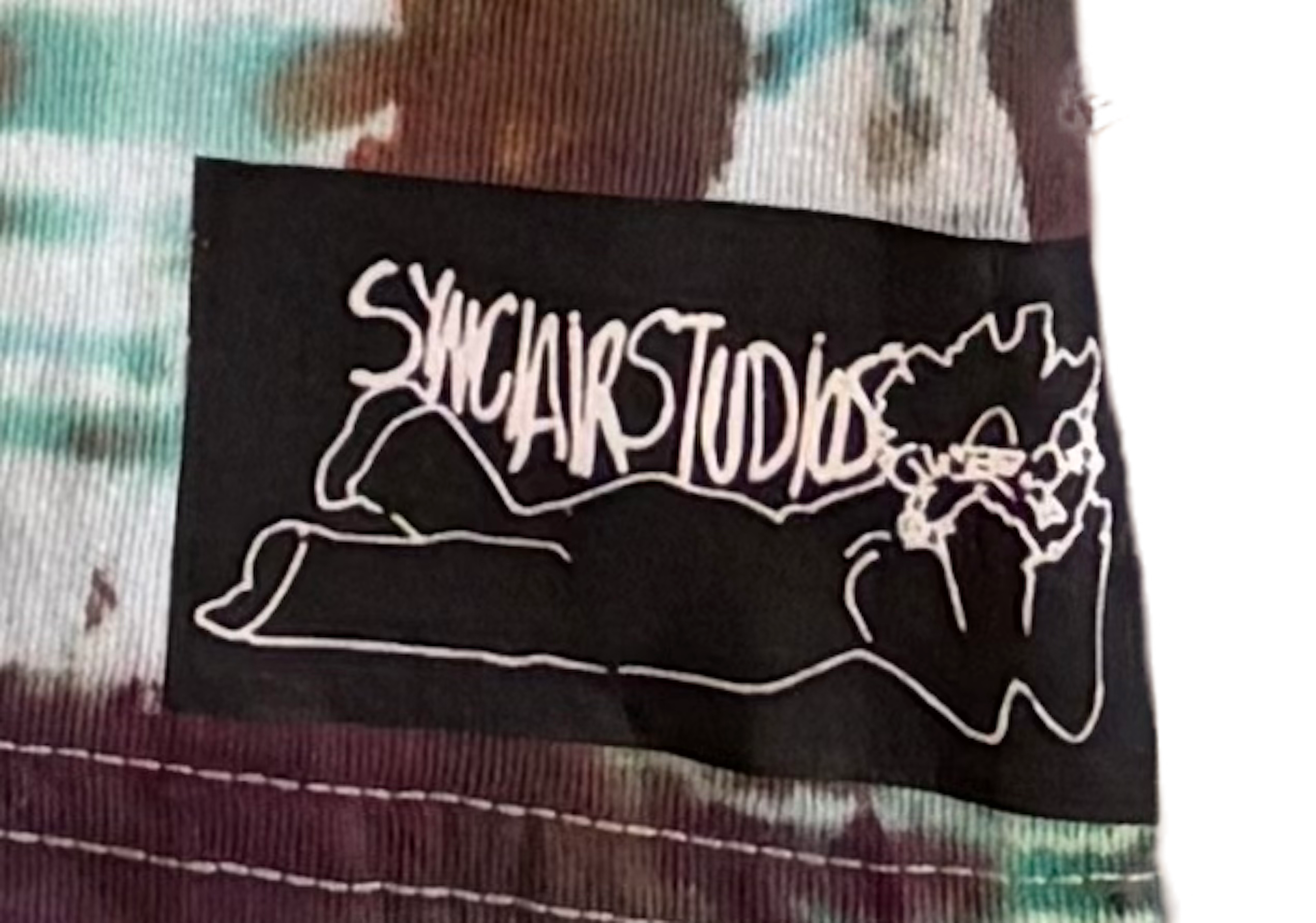 Tie-Dye Mouth Tee (2/4)