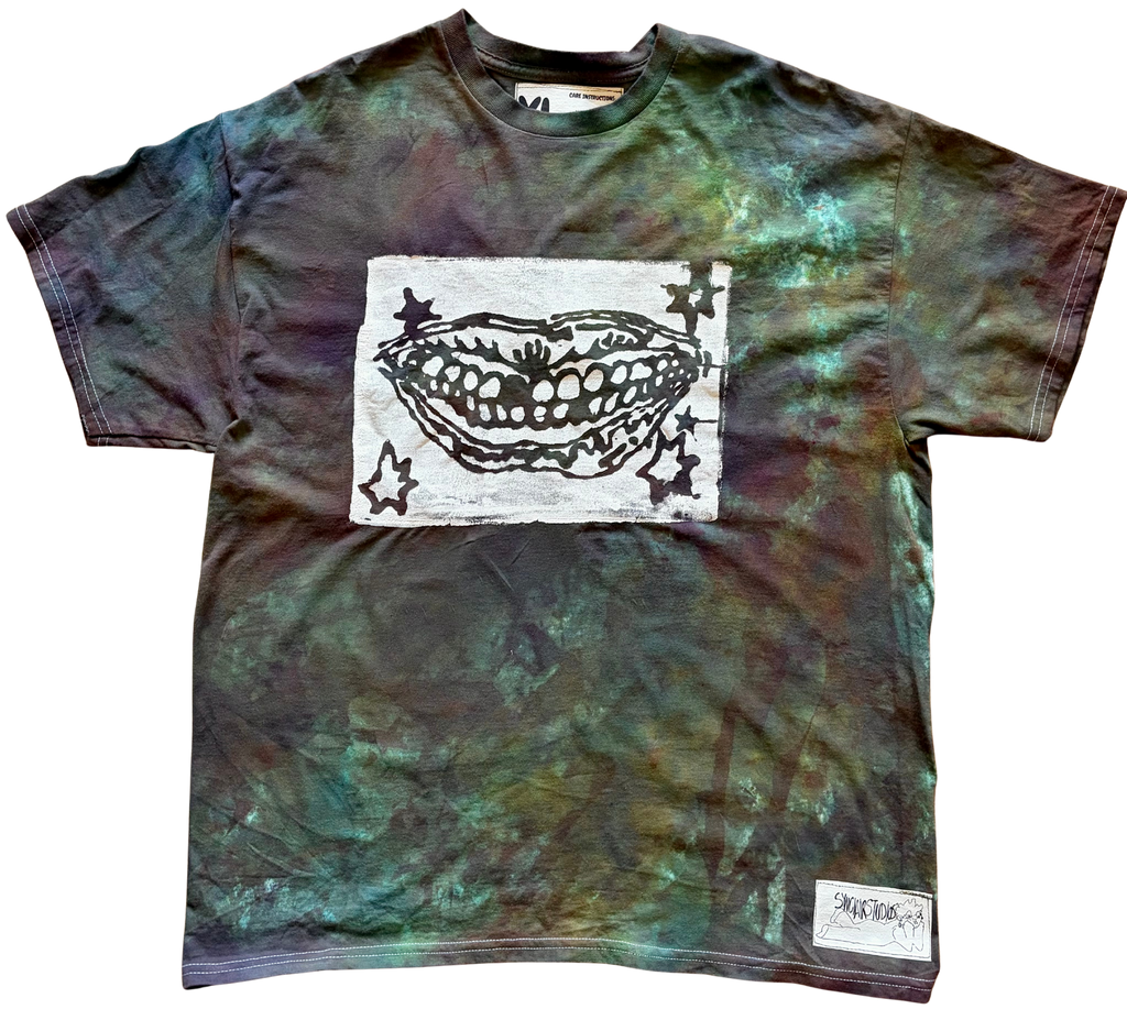White Tie-Dye Mouth Tee (1/2)